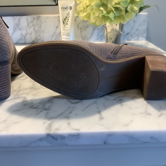 Women’s Lucky Brand Suede Booties - Picture 6 of 6